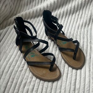 Women's Black Strappy Gladiator Sandals with Ankle Buckle